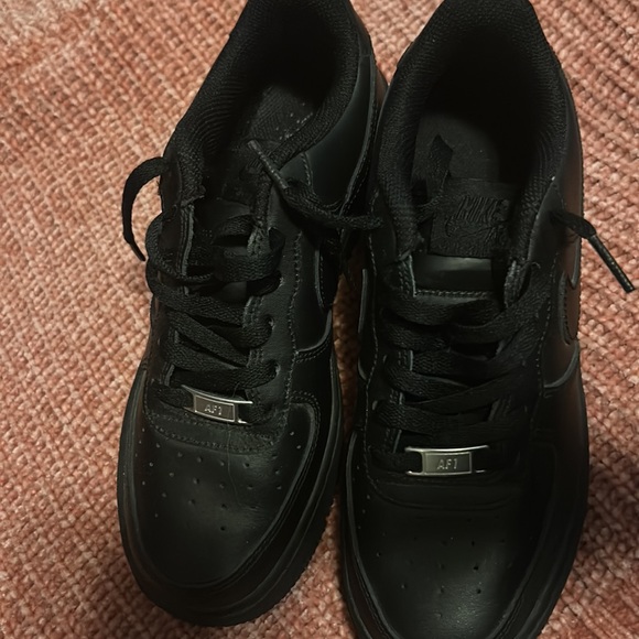 black air forces - Picture 2 of 2